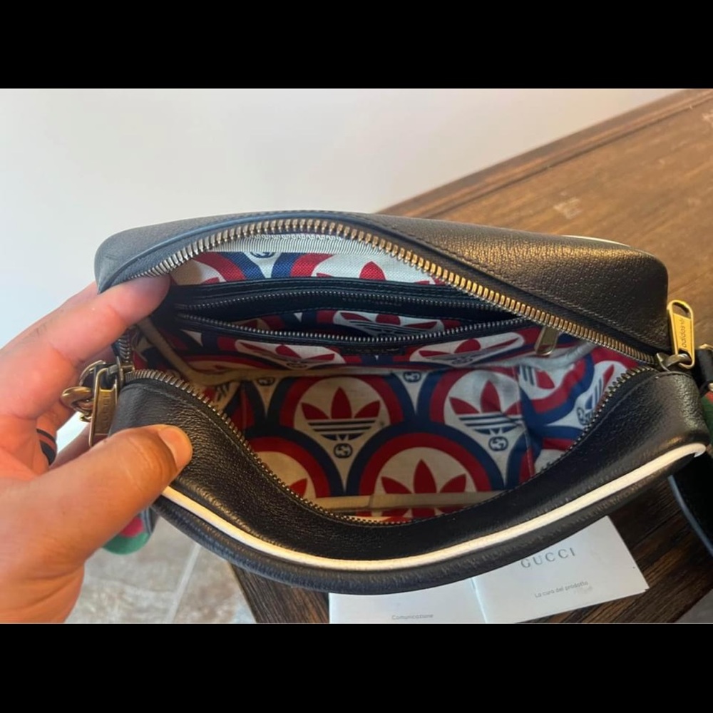 GUCCI x adidas Small Shoulder Bag - Picture 2 of 5